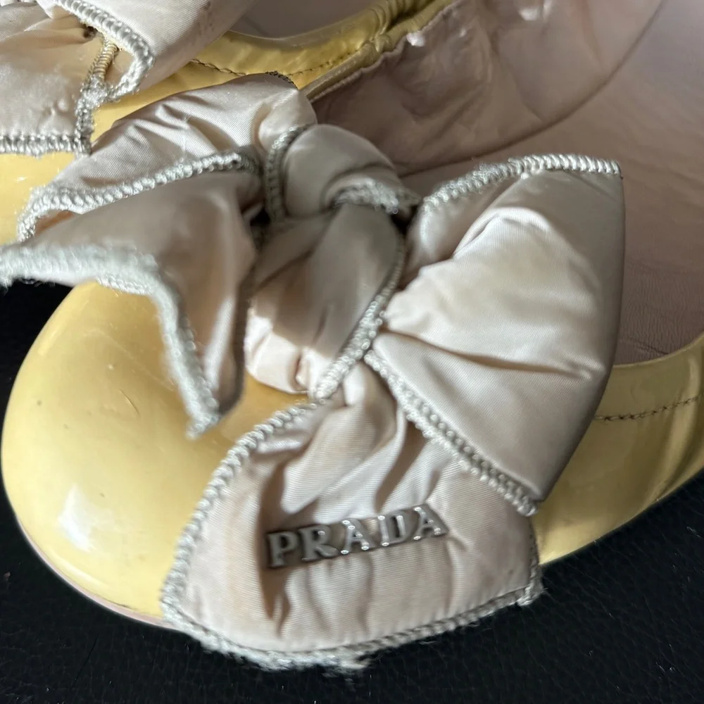 Authentic Prada Yellow Patent Leather Ballet Flats w/ Satin Bow – Size 38.5 - Picture 2 of 5